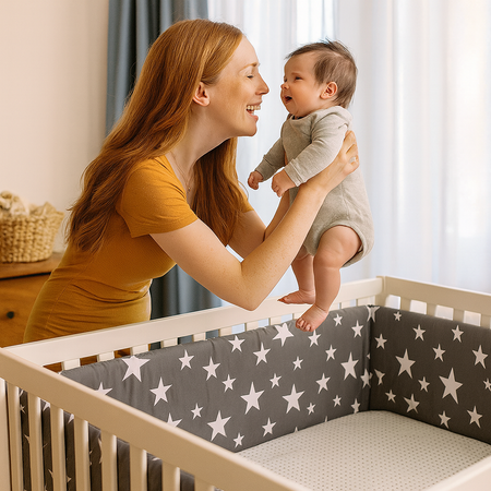 tour de lit bébé dreamcometrue etoiles calin avec maman