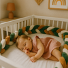 tresse de lit bebe vert blanc jaune bebe endormie