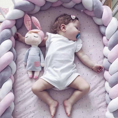 Tresse-de-lit-bebe-decoration